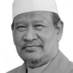 DATO' ISMAIL KAMUS