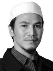 USTAZ FUAD ISMAIL